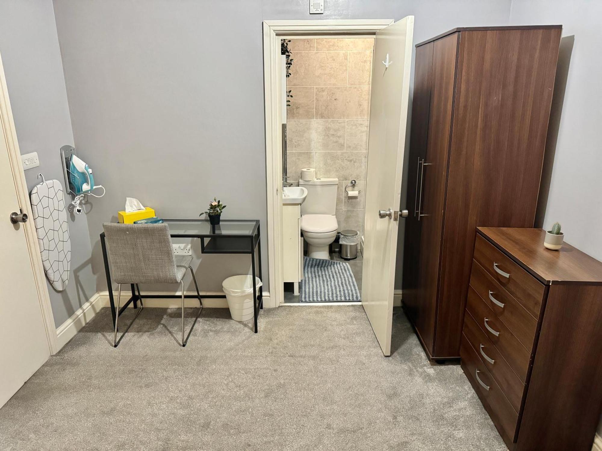 Modern En-Suite Rooms By Finsbury Park Station 8 Mins To King'S Cross By Tube Лондон Екстер'єр фото