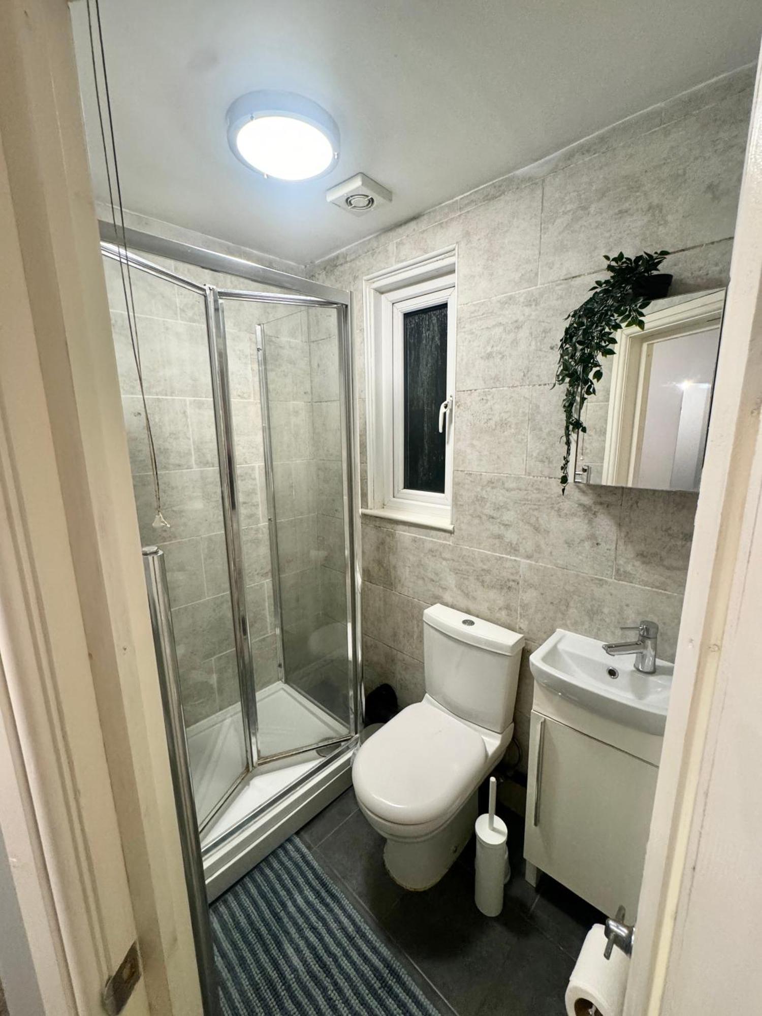 Modern En-Suite Rooms By Finsbury Park Station 8 Mins To King'S Cross By Tube Лондон Екстер'єр фото